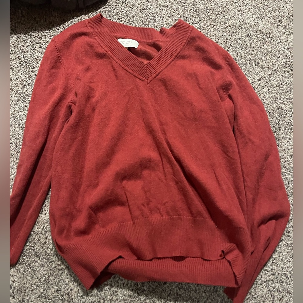 v neck sweater
